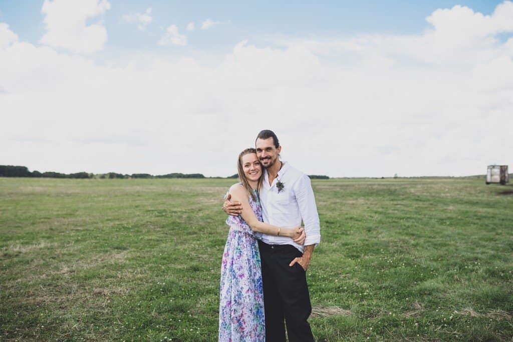 Relaxed tipi wedding photographer // Debbi & John