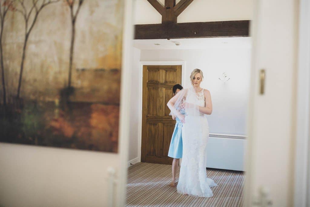 sandhole oak barn wedding photography morning prep