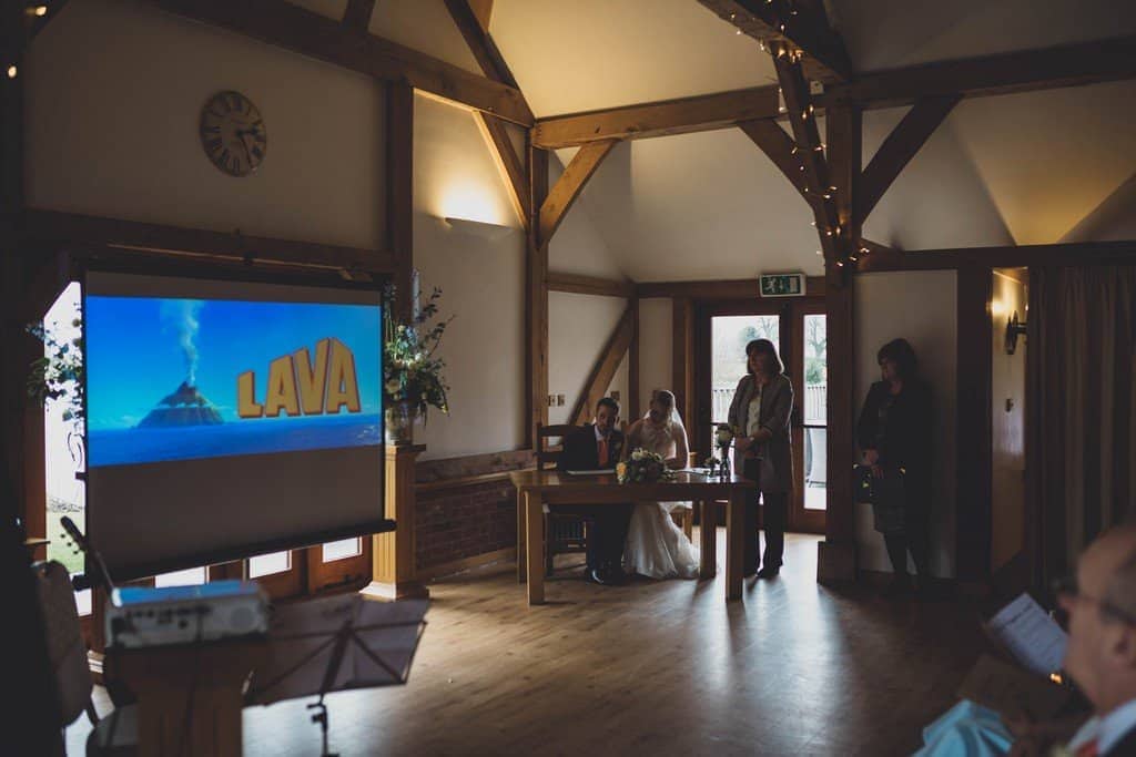 sandhole oak barn wedding photography disney lava