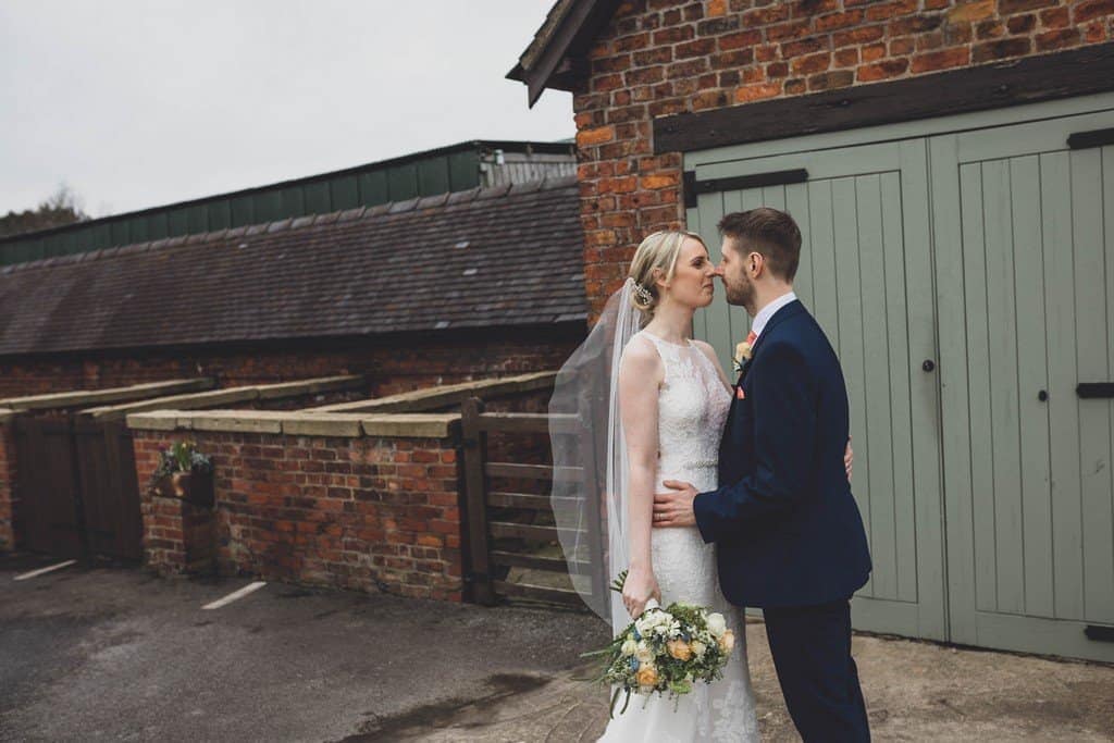 sandhole oak barn wedding photography