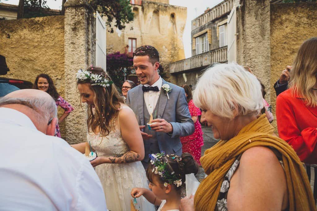 italy wedding photographer bride boho and blue suit relaxe