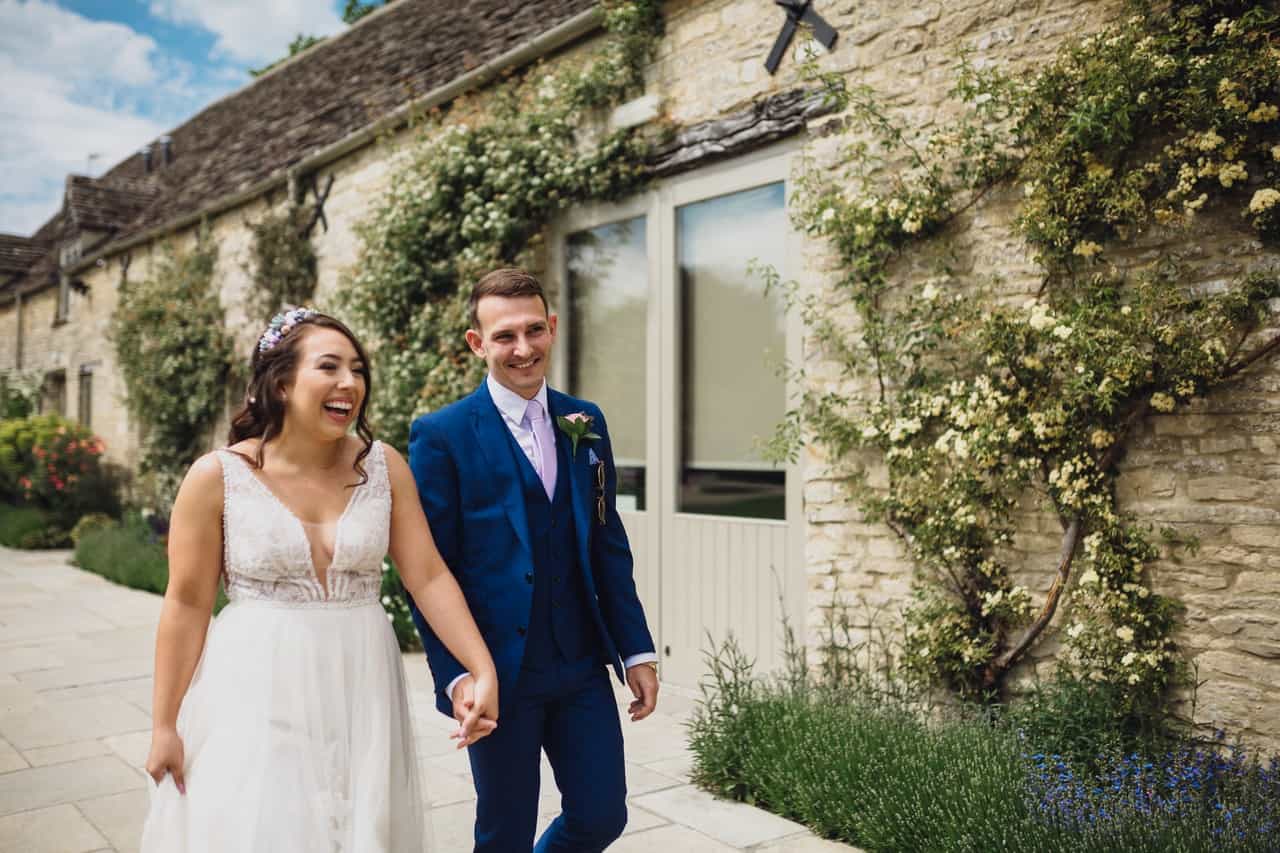 oxfordshire wedding venue relaxed and boho