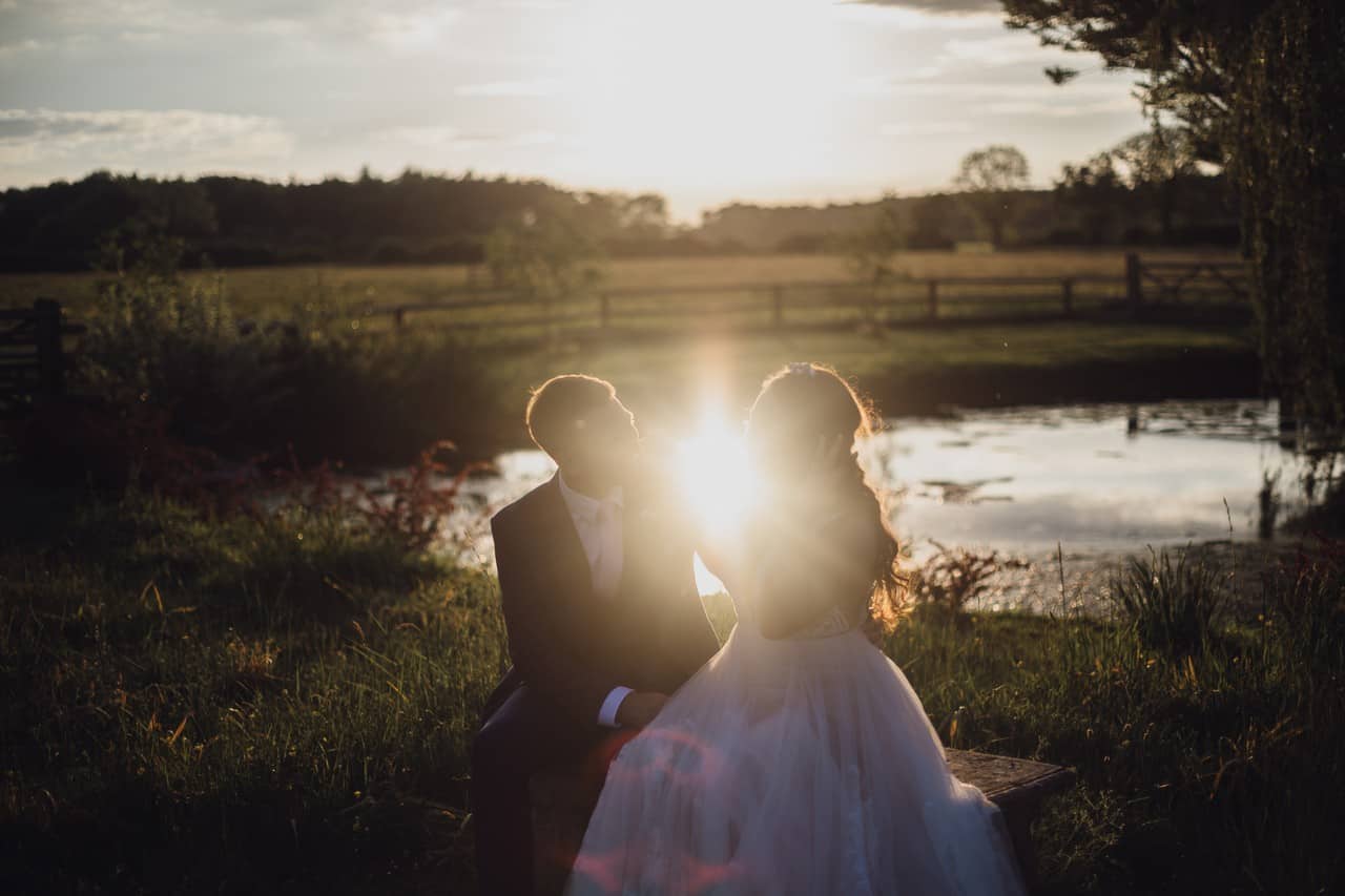 oxfordshire wedding venue relaxed and boho