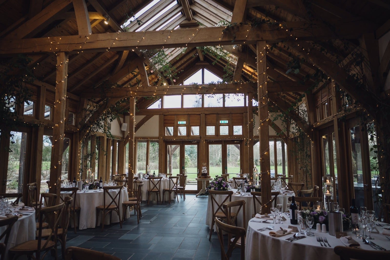 oak tree of peover knutsford wedding venue cheshire wedding photographers