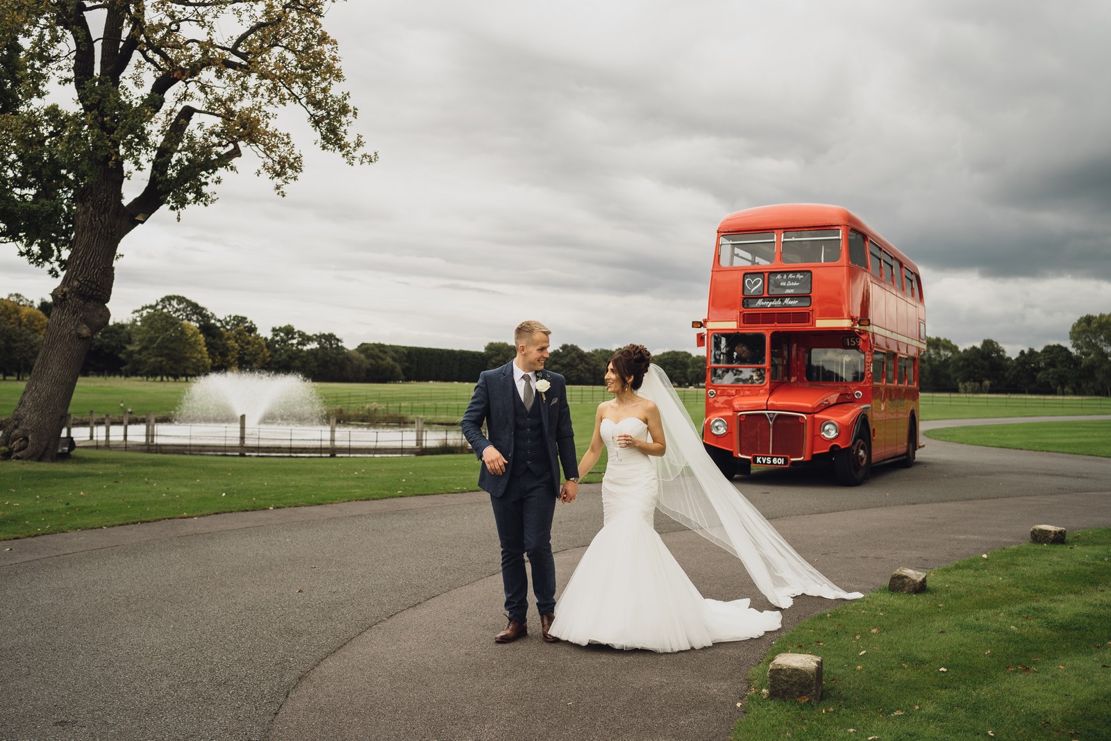 autumn wedding in cheshire with photography