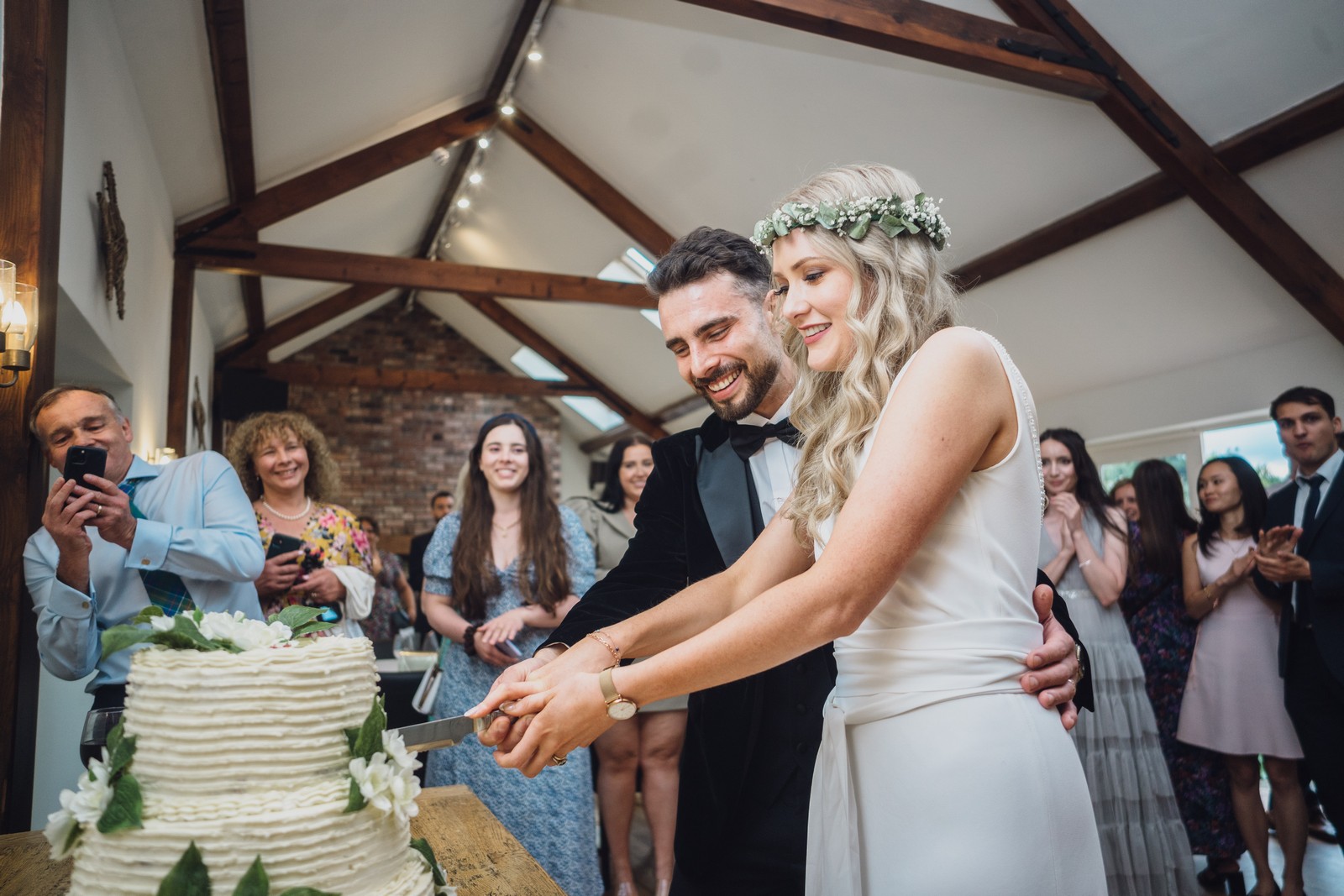 cheshire wedding photographer at abbeywood estate