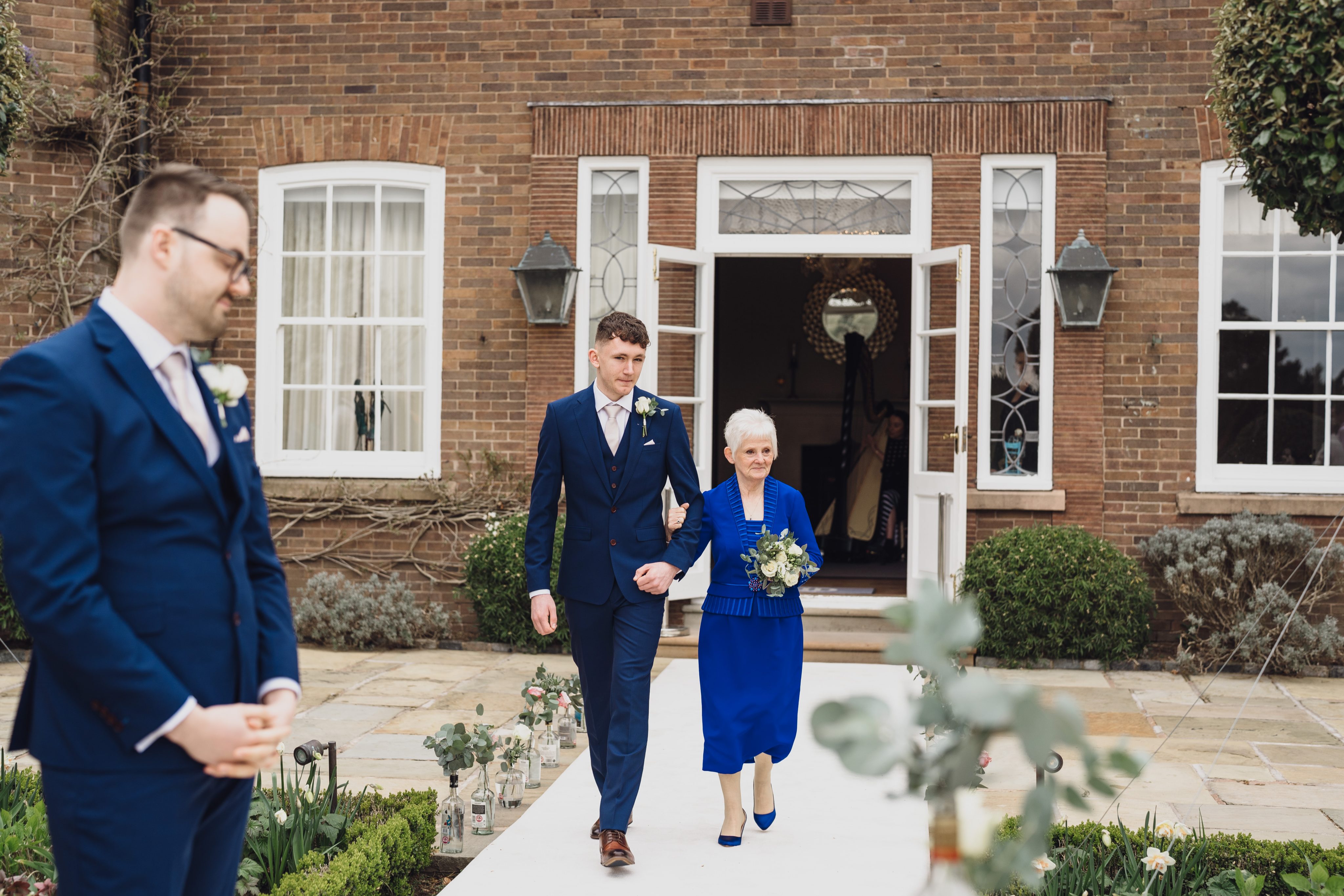 Delamere Manor // Bryony & Mark