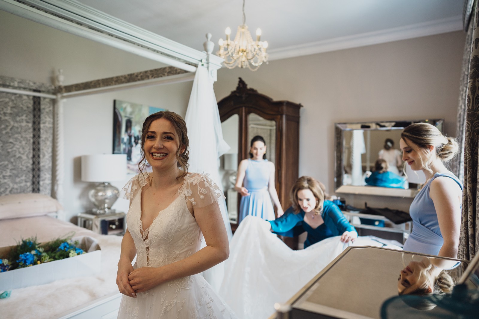 Jewish wedding at Wrenbury hall // Sophie & David