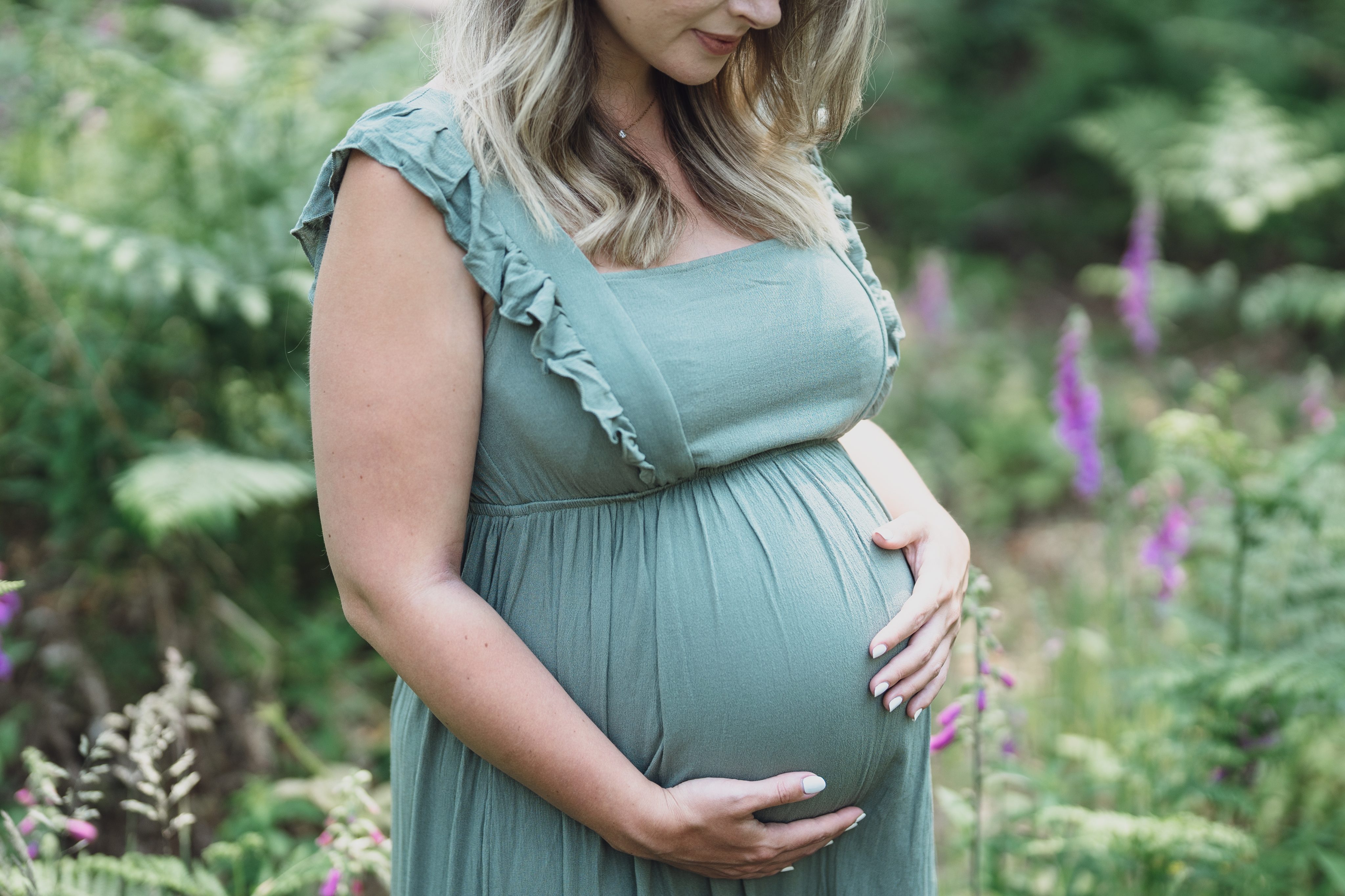 cheshire maternity photographer