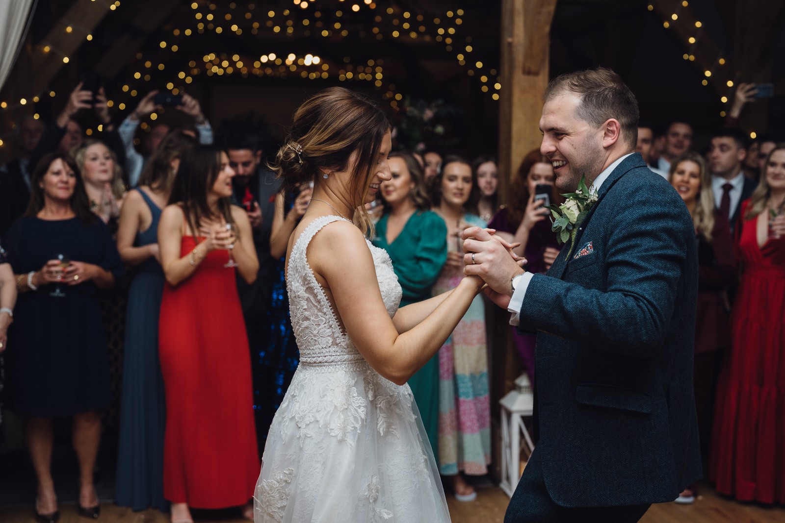 Sandhole Oak Barn Cheshire // Faye & Oliver