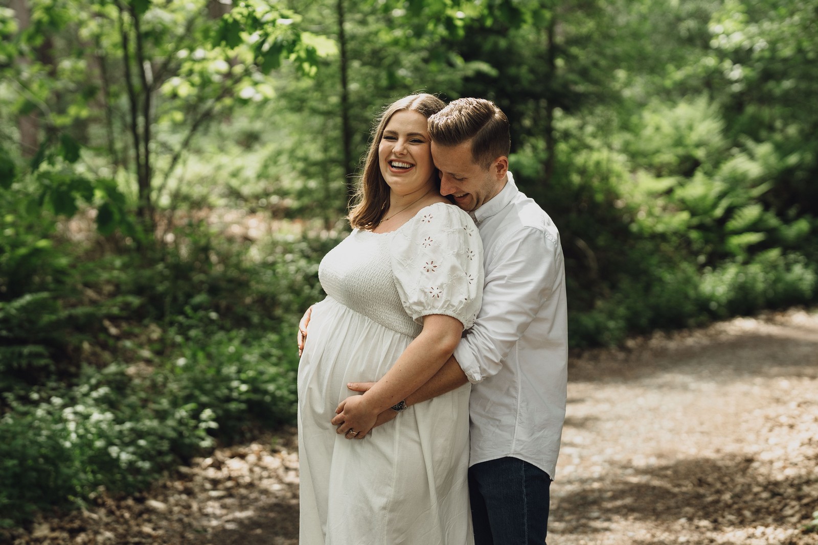 Maternity Shoot in Cheshire // Emily & Charlie