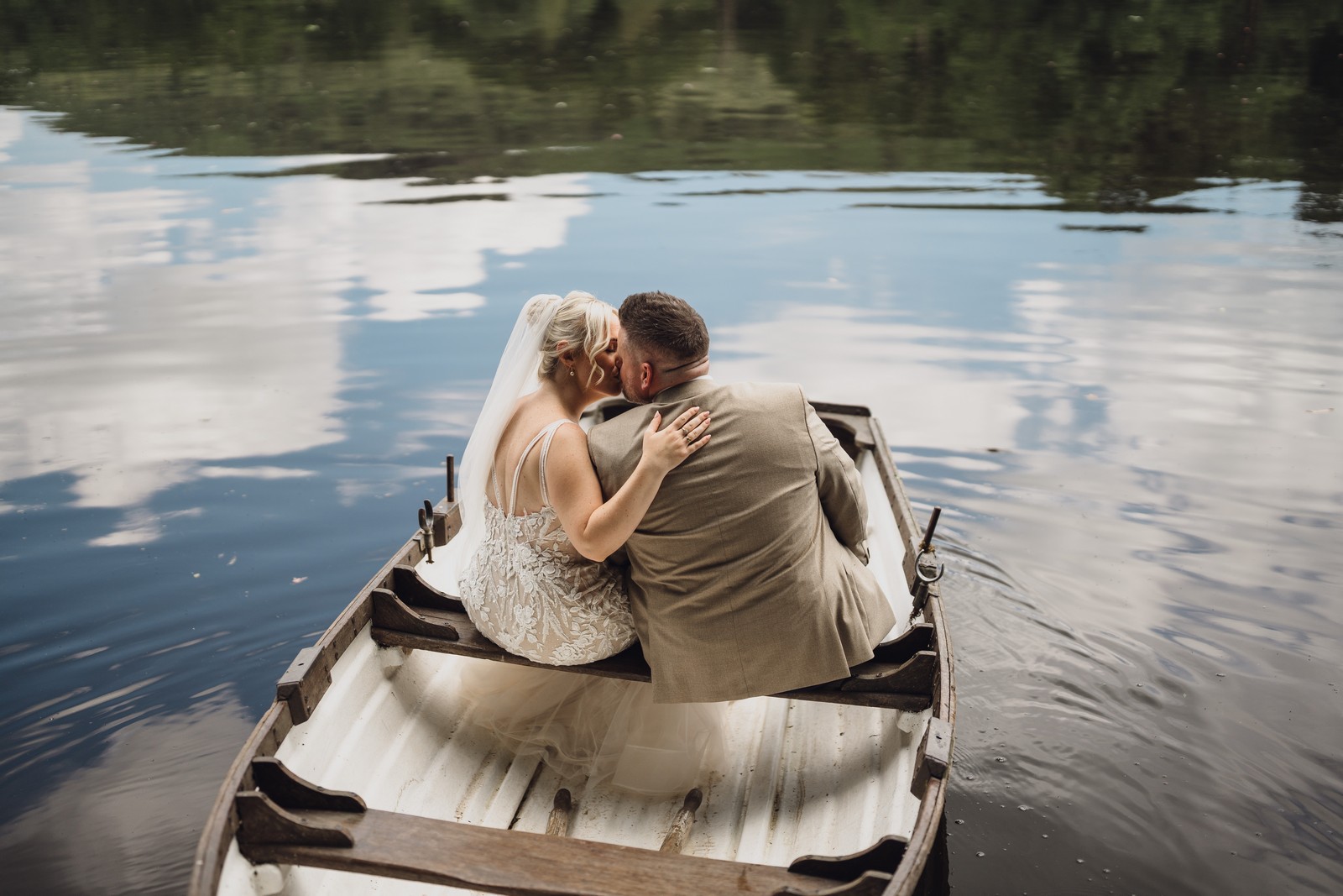 Wyresdale Park // Helen & Simon