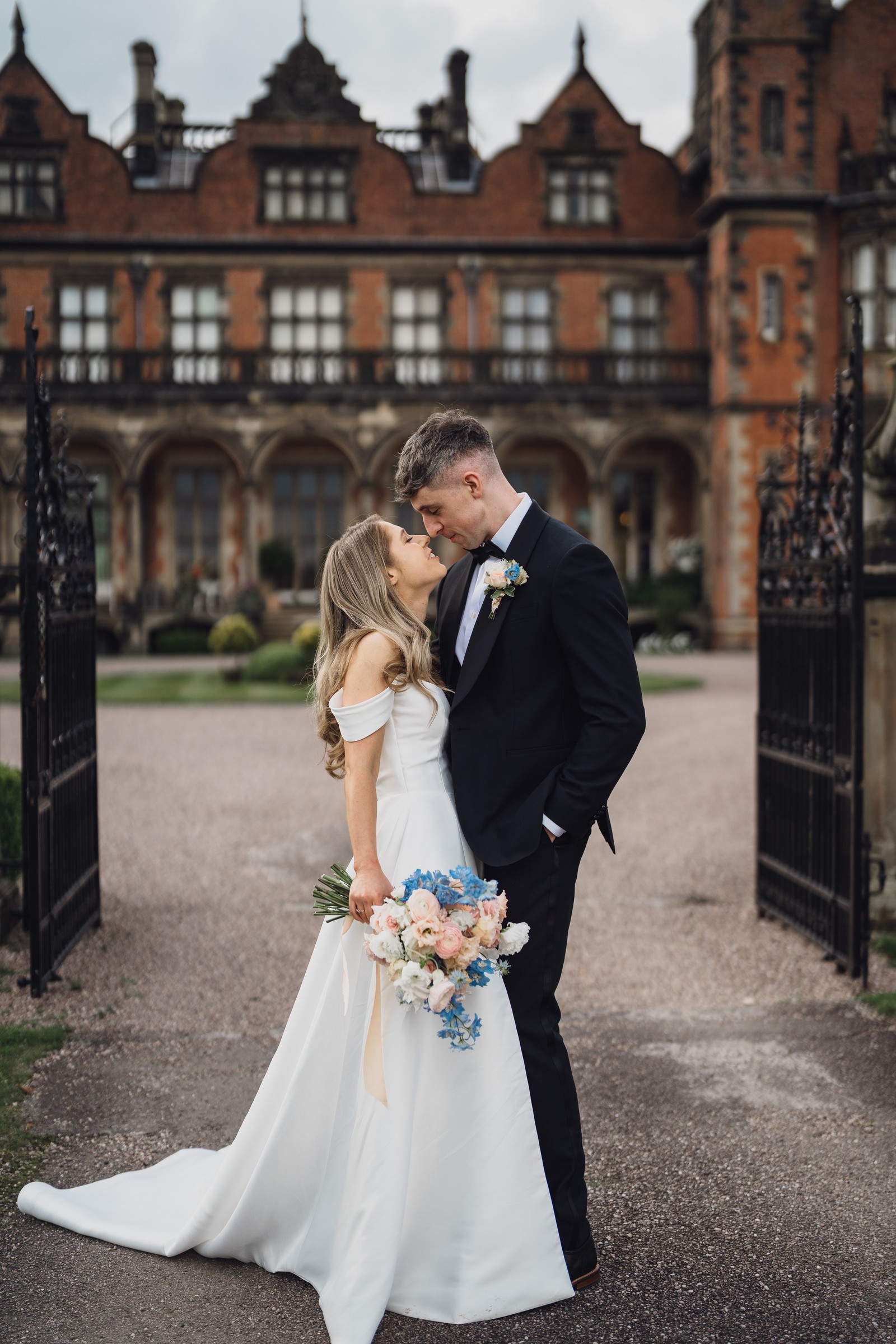 Capesthorne Hall // Jessica & Alex