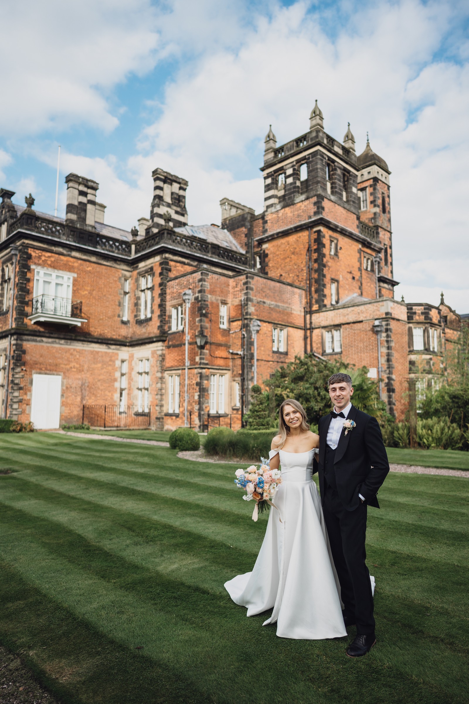 Capesthorne Hall // Jessica & Alex