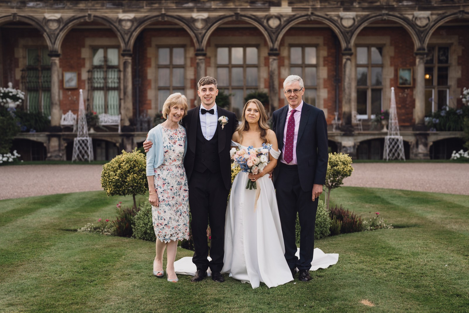 Capesthorne Hall // Jessica & Alex