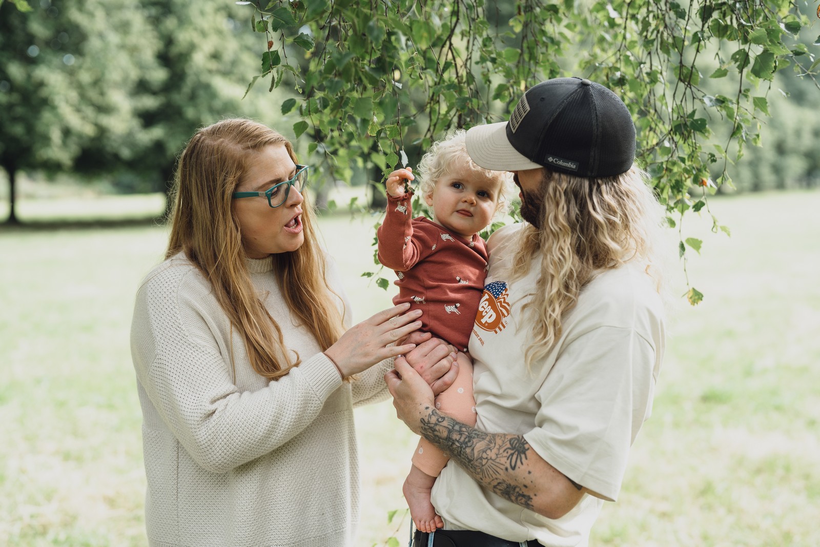 Family photographer in Cheshire // Jack, Laura & Bee