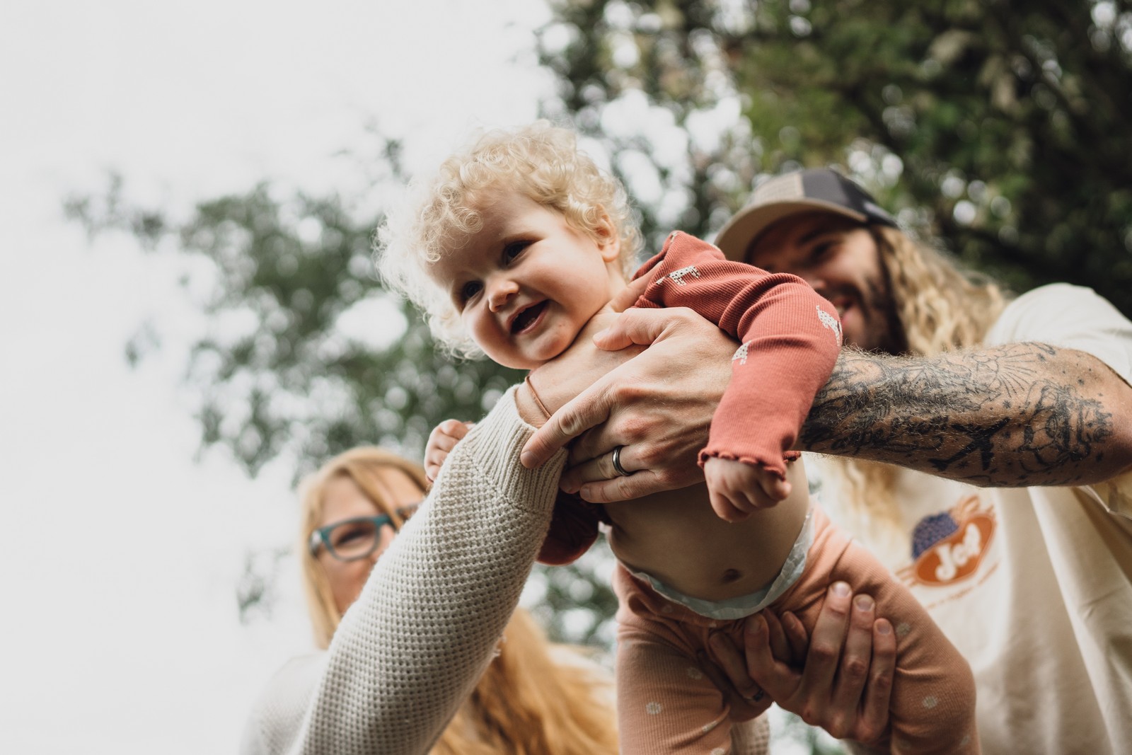 Family photographer in Cheshire // Jack, Laura & Bee